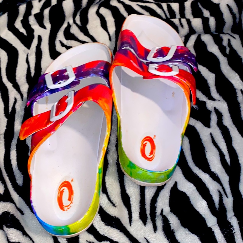 rainbow slides. size 7